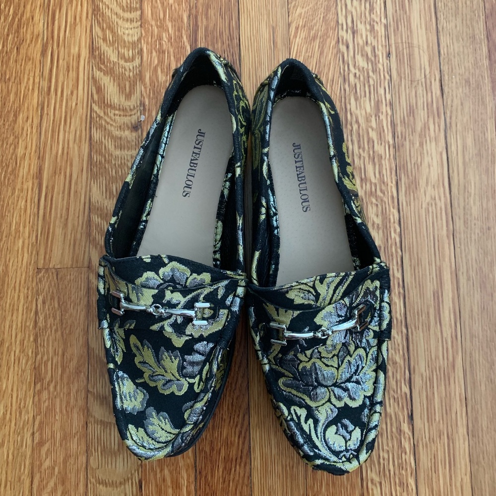 Metallic Floral Just Fab 8.5 loafer - Picture 2 of 4